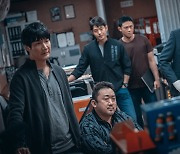 '범죄도시2' 개봉 12일째 600만 관객 돌파..역대 천만 영화급 속도
