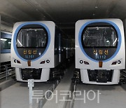 서울 지하철, 2년만에 심야 운행 재개