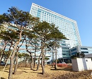 '부부 사상' 안산 다세대주택에 불 지른 40대, 징역 8년 선고