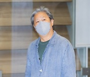 박찬욱 감독,'칸에서 돌아왔어요' [사진]