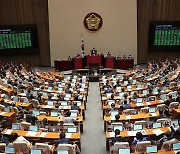 [사설] 후반기 원 구성도 못한 국회, 입법공백·직무유기 책임져야