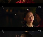 '붉은 단심' 이준, ♥강한나에 키스 "장혁 질녀 아냐.. 죽으려 하지 마"