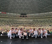 NCT 127 도쿄돔 공연 성료..이틀간 10만명 봤다