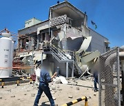 여수국가산단 폭발사고로 3명 경상..병원 이송