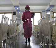 북한, 발열자 다시 10만명 밑.."약물 부작용 피부후유증 나타나"(종합)