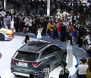 중국, 소형 자동차 구매세 절반 인하..소비 촉진