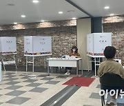 [6·1 지선] 유권자들 "지역 발전 이끌 사람에게 한 표"