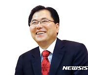 신우철 완도군수 후보 당선 확실..3선 성공