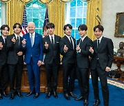 백악관서 바이든 만난 BTS, "아시아계 혐오범죄 그만"