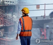 인천 공사장서 굴착기 부품에 깔려 조경업체 대표 사망