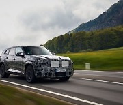 BMW 고성능 전용모델 XM, 내년 국내 출시