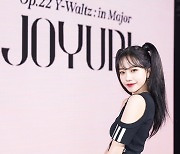 Jo Yu-ri dances waltz to convey 'amour propre' in first EP