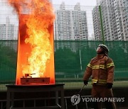 새벽시간 조리중 쓰러진 노인, 집에선 음식물 '활활'