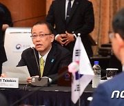 북핵 논의하는 일본 수석대표