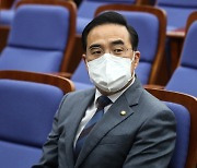 박홍근 민주당 대표 직무대행 '당수습 어쩌나'