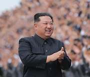 북 김정은, 영국 여왕에게 축전 "즉위 70주년 축하"
