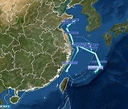 한미일 북핵대표 만난 날..美 단 2대뿐인 정찰기, 中 해안 53km 근접비행