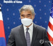 한미 북핵수석대표 협의 참석하는 성 김 대표