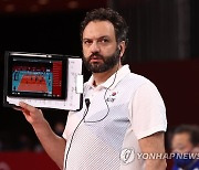 라바리니 전 여자배구 감독, 폴란드 대표팀 이끌고 한국서 훈련