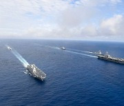 해군, 한반도 가까운 바다서 美 핵 항모와 연합훈련