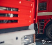 인천 송림동 빌라 2층서 화재..1명 화상·1명 연기 흡입