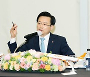 김이배 "제주항공, 단거리 노선 집중..내년 흑자전환 목표"