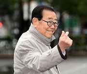 '나팔꽃 인생' 송해 선생의 부고에 부쳐 [김재동의 나무와 숲]