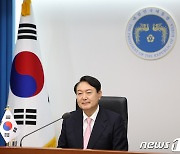 "한일 관계 좋아진다" 여론, 양국서 큰 폭 상승..尹 정권에 기대감