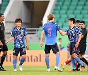 일본, 타지키스탄 상대 3-0 승리 '한일전 성사' [사진]