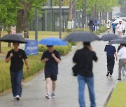 전국 구름 많다가 곳곳서 소나기..낮 최고 30도