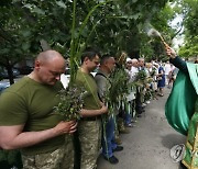 UKRAINE ORTHODOX TRINITY