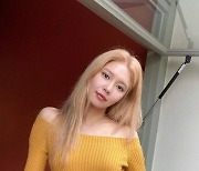 최수영, 오프숄더 원피스 완벽한 섹시美..슬랜더 그 자체[스타IN★]