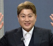 '소집해제' 김호중, '연중 라이브'서 활동 계획 최초 공개 "단독 콘서트는.."