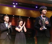 18세 임윤찬, 세계적 피아노콩쿠르 우승..역대 최연소