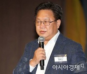 동학개미 이끌던 존리, '불법투자' 의혹.."충분히 소명했다"