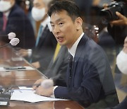 금감원장 "은행권, 지나친 이익추구 비판 크다"