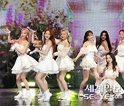 [포토] 이달의 소녀 '신나는 컴백 무대'