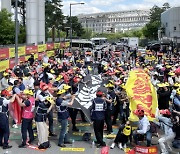 [사설] 내년 최저임금, 시행취지 살리되 경제위기 반영하길