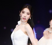 [TD포토] 이달의소녀 희진 '눈호강 비주얼'