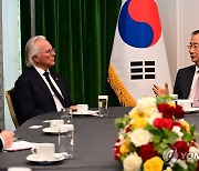 한덕수 총리, 미네소타 인정박람회 유치위원장 접견