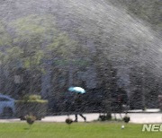 '낮 최고 34도'..충북 폭염특보 확대