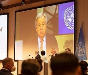 유엔 사무총장 "핵무기가 우리를 없애기 전에 핵을 없애자"