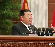 북한, 노동당 중앙군사위 소집.."당면한 국방건설 임무 논의"(상보)