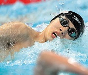 황선우, 세계선수권 자유형 200m 첫 은메달