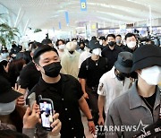 스트레이키즈 '미국투어 출발!'[영상]