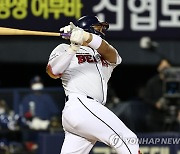 두산 페르난데스, KBO 최초 전반기에 병살타 20개 불명예