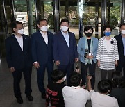 경찰청 찾은 민주당 '尹 정부 경찰 통제 규탄'
