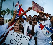 쿠바 법원, 작년 反정부시위 참가 74명에 최고 18년 중형 선고