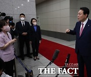 윤 대통령, '식물 검찰총장' 우려에 "법무장관이 인사 잘했을 것"