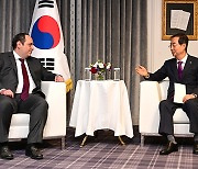 한 총리, BIE 총회 파리서 '2030 부산엑스포' 유치 총력전